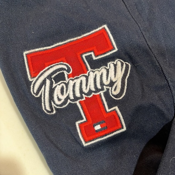 Boys Tommy Hilfiger navy twill pants size Medium - Picture 2 of 7